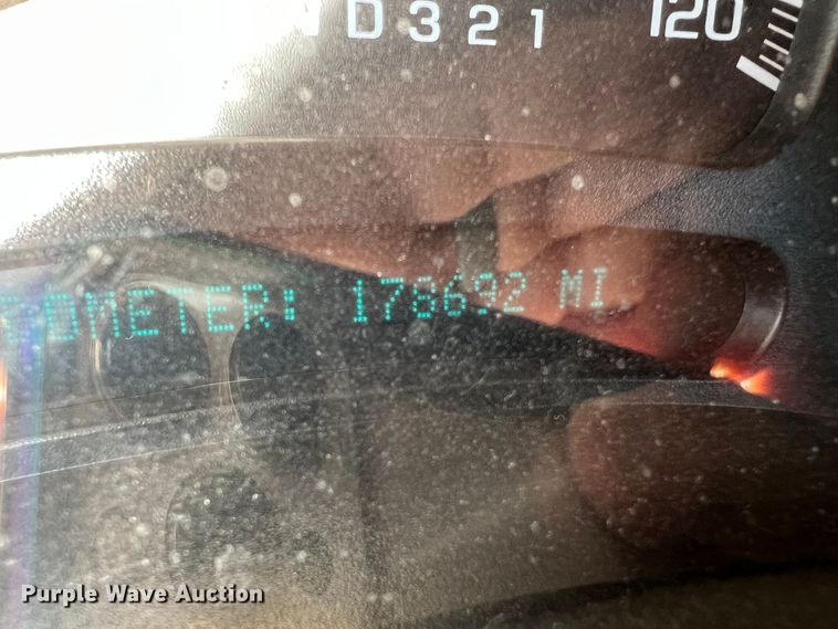 image for item LI9351 2006 Chevrolet Suburban  SUV