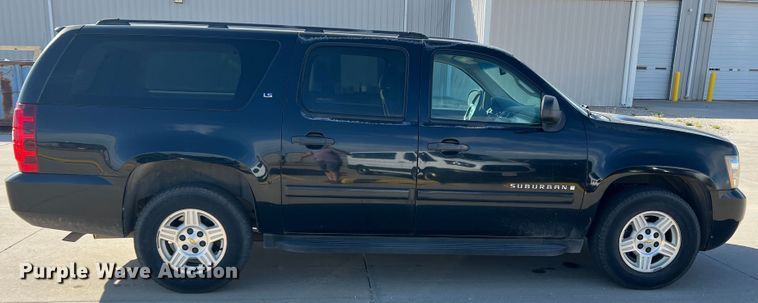 image for item LI9352 2007 Chevrolet Suburban  SUV