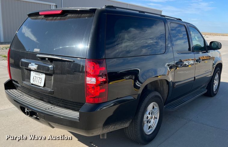 image for item LI9352 2007 Chevrolet Suburban  SUV