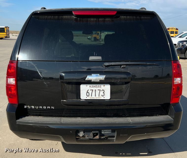 image for item LI9352 2007 Chevrolet Suburban  SUV