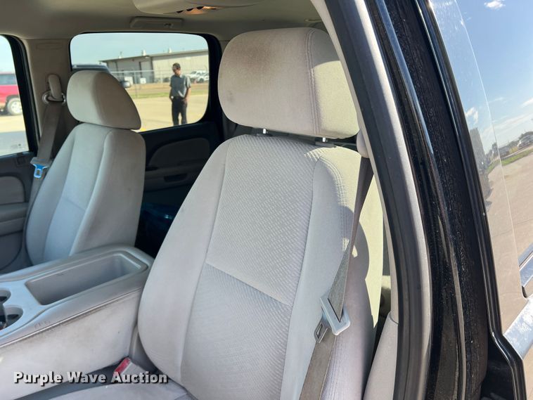 image for item LI9352 2007 Chevrolet Suburban  SUV