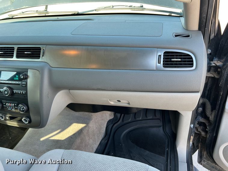 image for item LI9352 2007 Chevrolet Suburban  SUV
