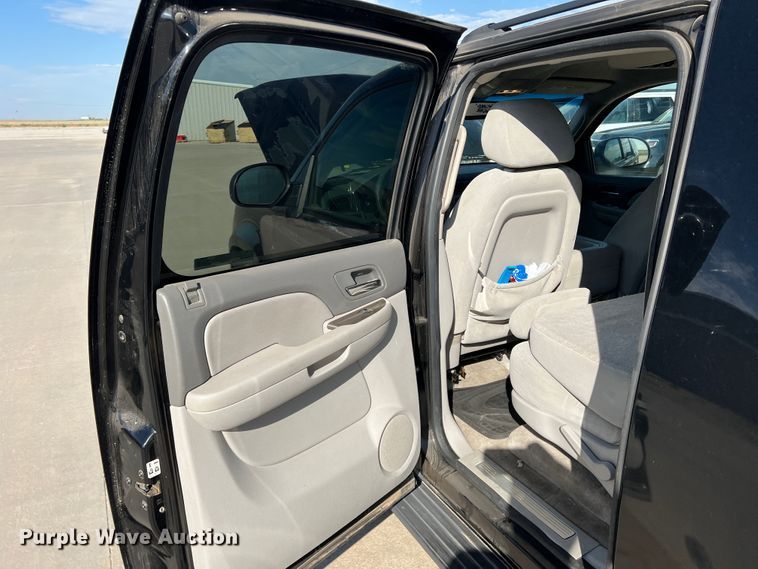 image for item LI9352 2007 Chevrolet Suburban  SUV