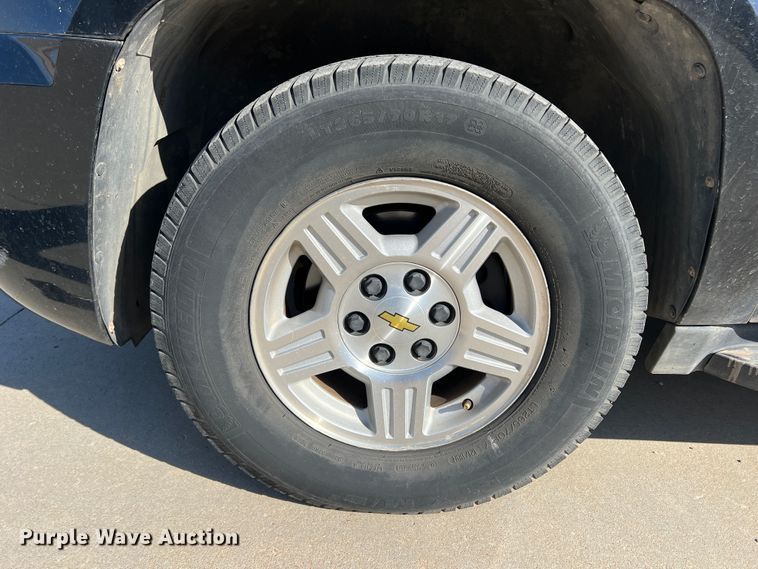 image for item LI9352 2007 Chevrolet Suburban  SUV