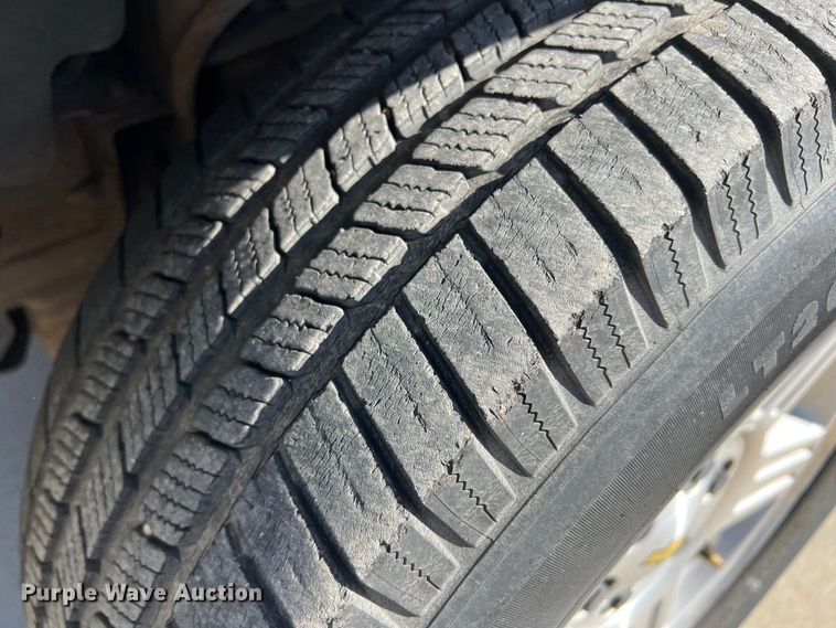 image for item LI9352 2007 Chevrolet Suburban  SUV