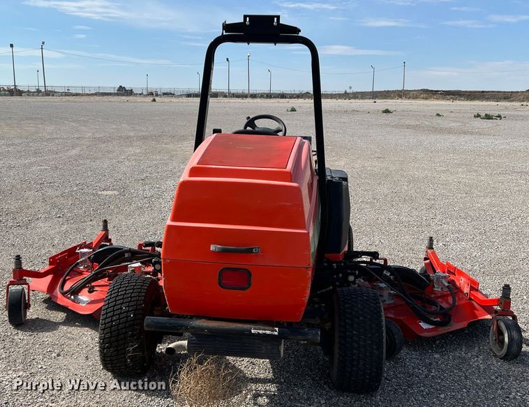 image for item LI9354 2006 Jacobsen HR-5111  lawn mower