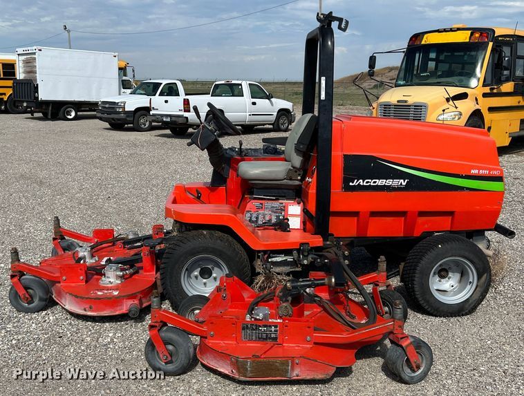 image for item LI9354 2006 Jacobsen HR-5111  lawn mower