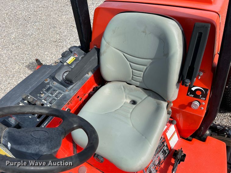 image for item LI9354 2006 Jacobsen HR-5111  lawn mower