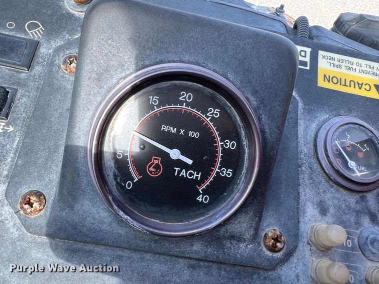 image for item LI9354 2006 Jacobsen HR-5111  lawn mower