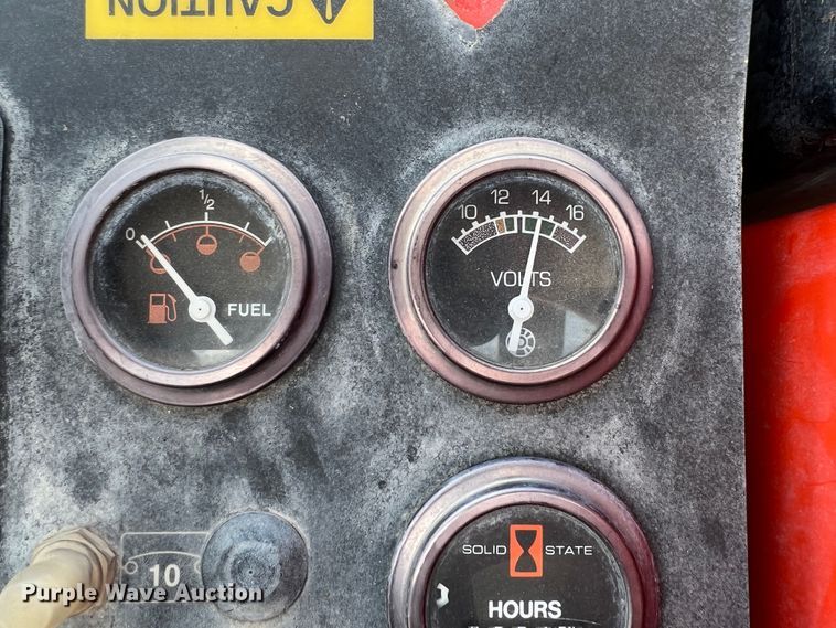 image for item LI9354 2006 Jacobsen HR-5111  lawn mower