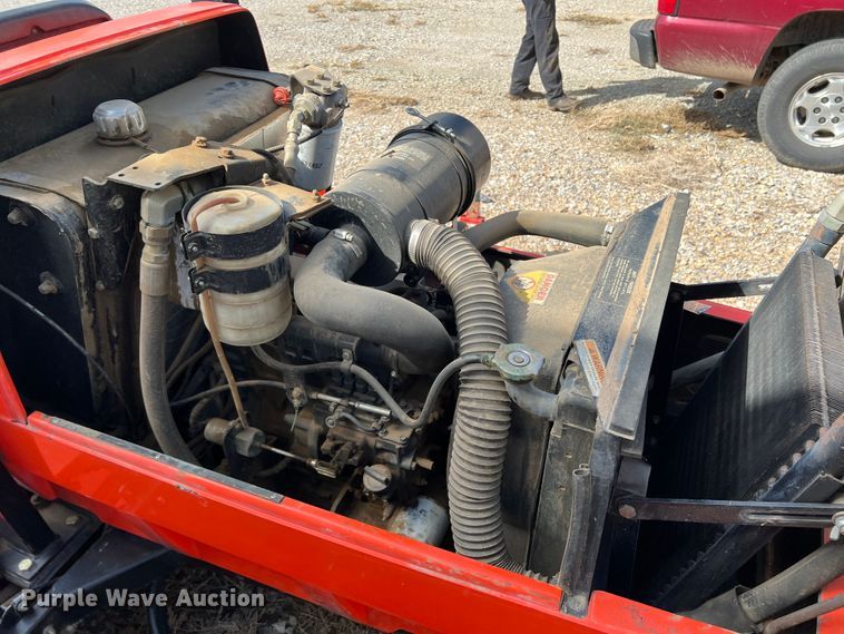 image for item LI9354 2006 Jacobsen HR-5111  lawn mower