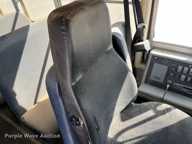 image for item LI9356 2001 Thomas  school bus