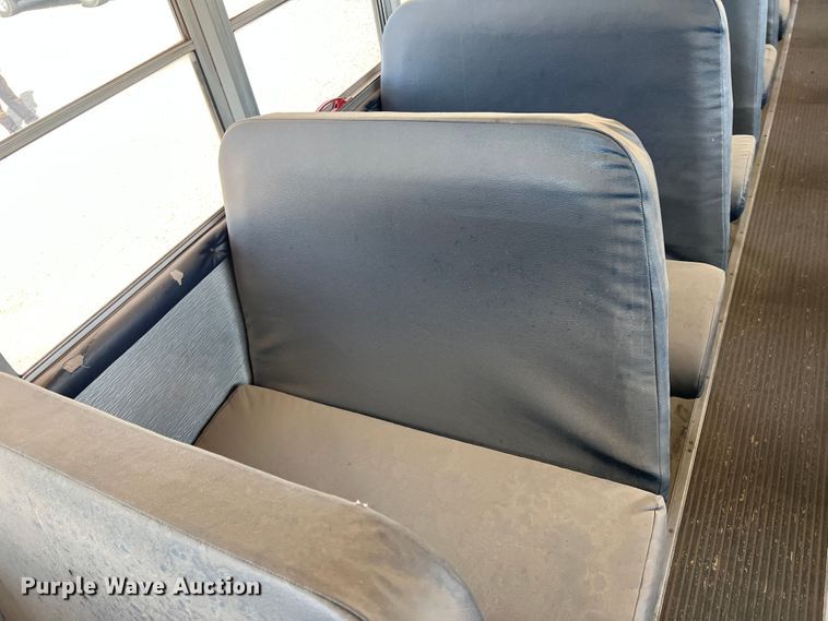 image for item LI9356 2001 Thomas  school bus