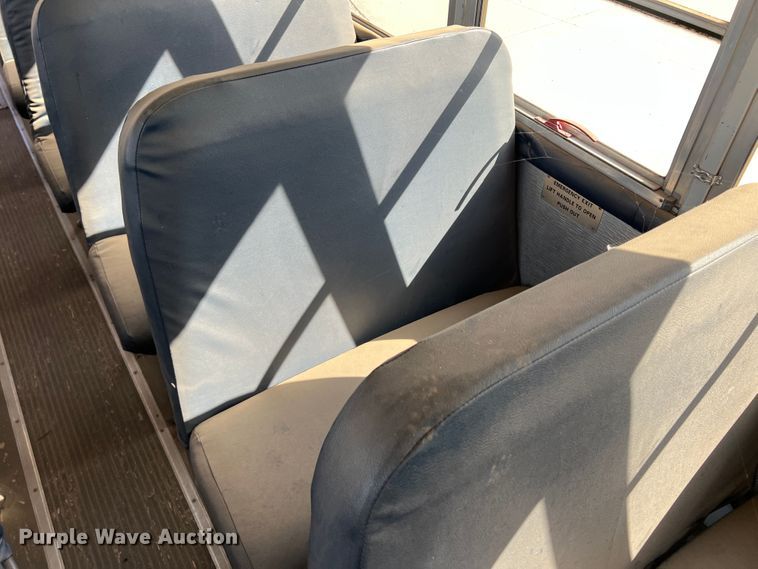 image for item LI9356 2001 Thomas  school bus