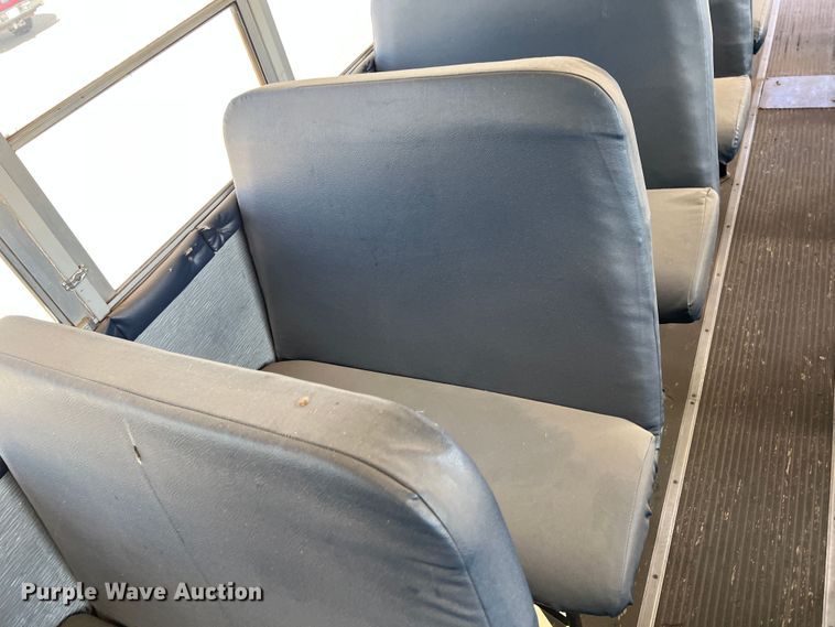 image for item LI9356 2001 Thomas  school bus