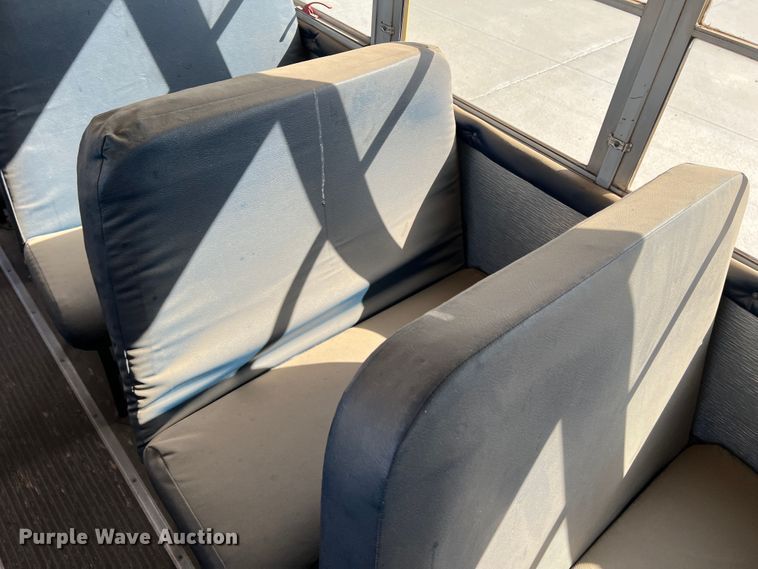 image for item LI9356 2001 Thomas  school bus