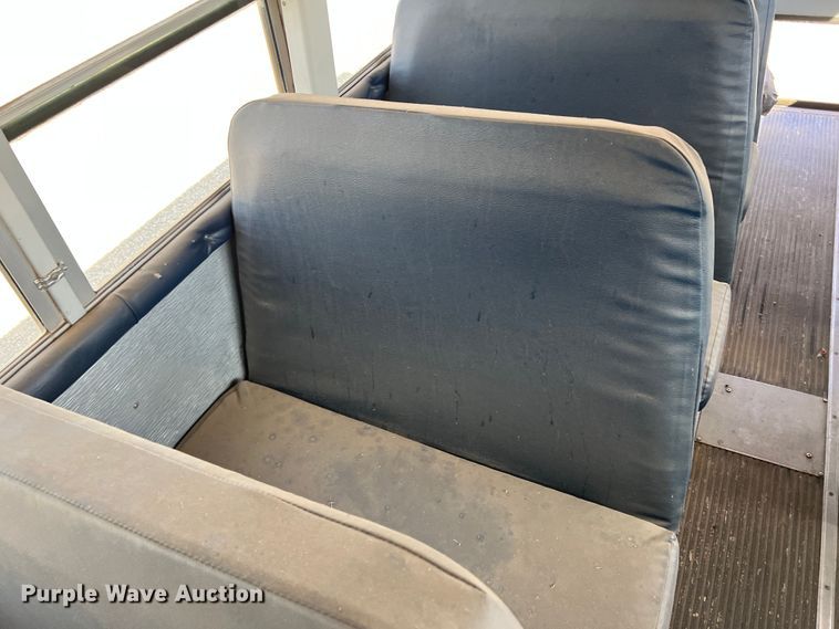 image for item LI9356 2001 Thomas  school bus