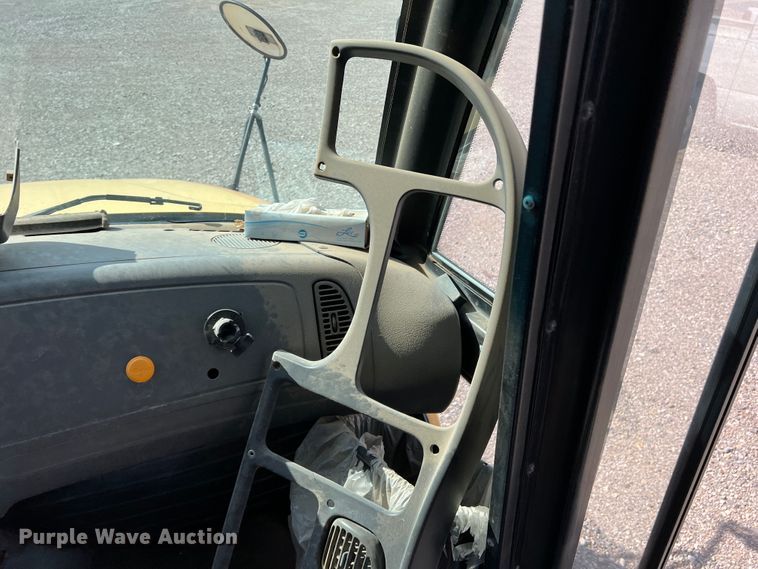 image for item LI9357 2007 Thomas  school bus