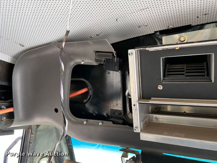 image for item LI9357 2007 Thomas  school bus