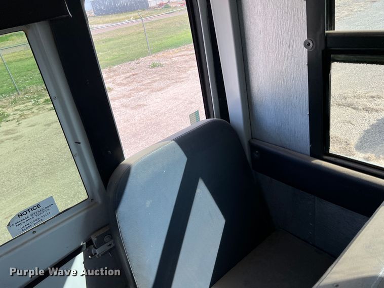 image for item LI9357 2007 Thomas  school bus