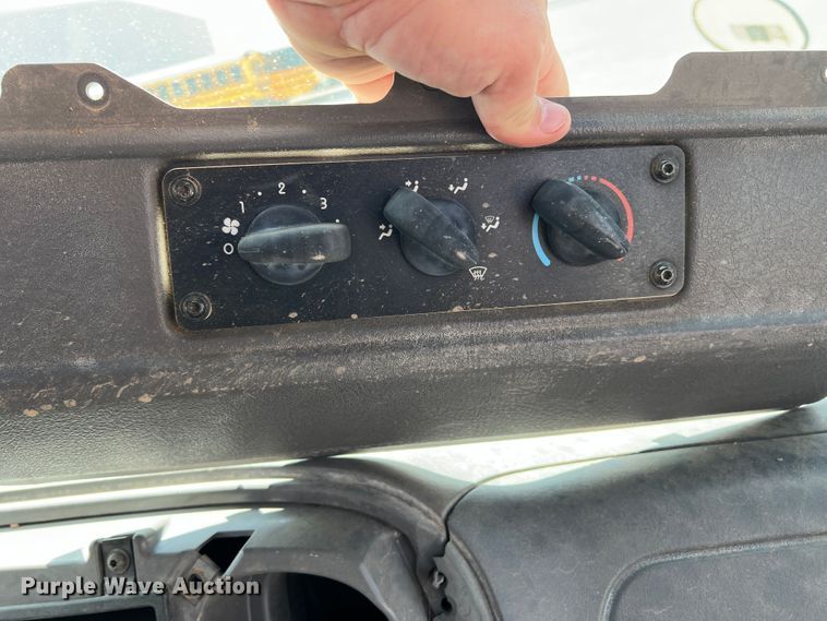 image for item LI9357 2007 Thomas  school bus