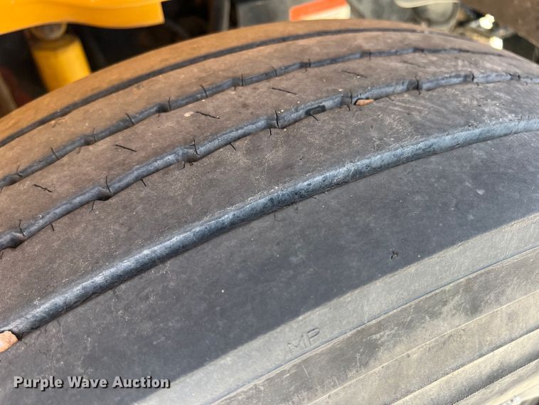 image for item LI9357 2007 Thomas  school bus