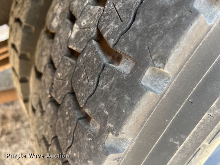 image for item LI9357 2007 Thomas  school bus