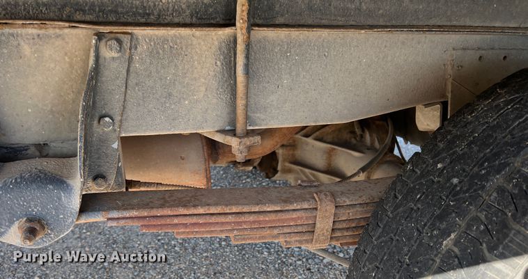 image for item LI9358 1992 Chevrolet G30  box truck