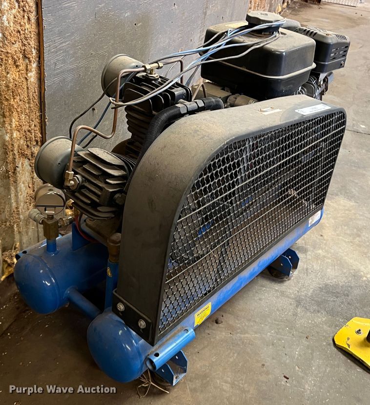 image for item LI9362 Puma PUK9008RGE  air compressor