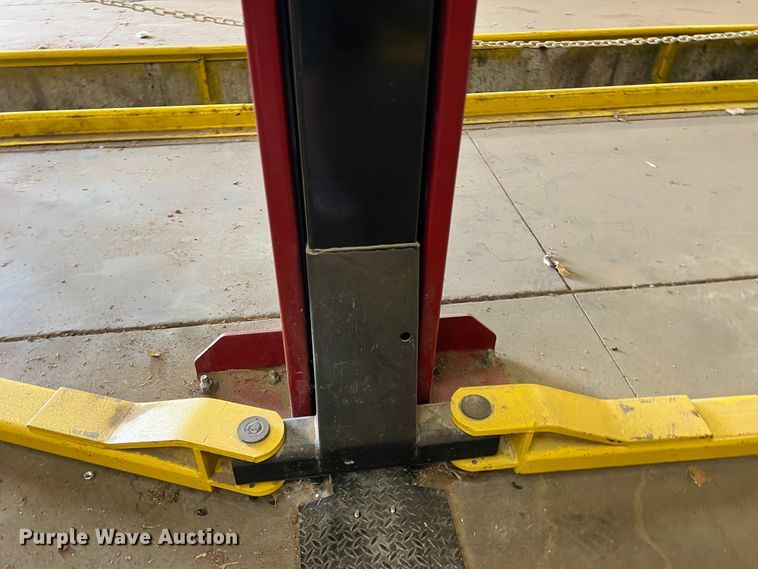 image for item LI9363 Ammco 82900F  two post automotive lift