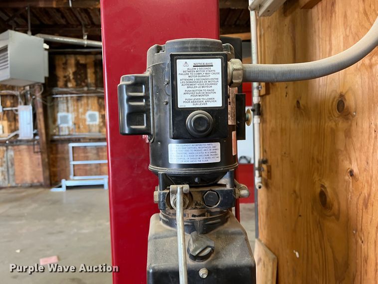 image for item LI9363 Ammco 82900F  two post automotive lift