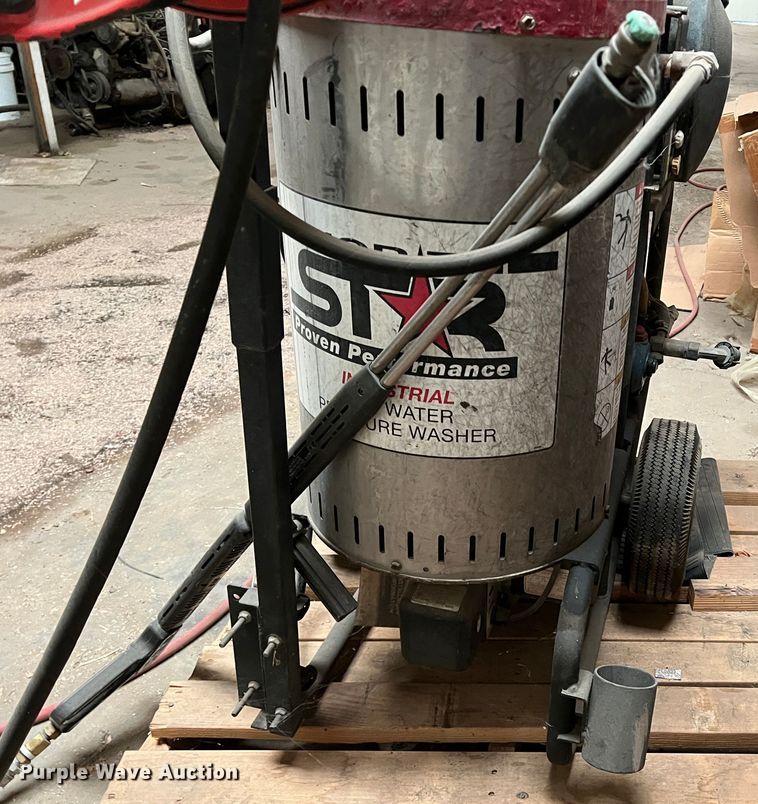 image for item LI9365 Northstar  hot water pressure washer