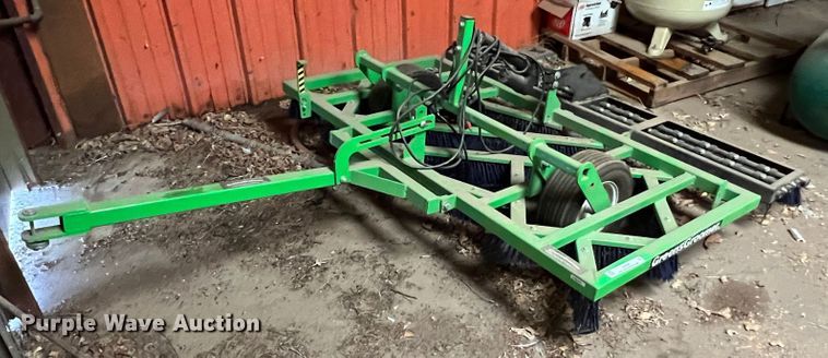 image for item LI9366 GreensGroomer  turf groomer