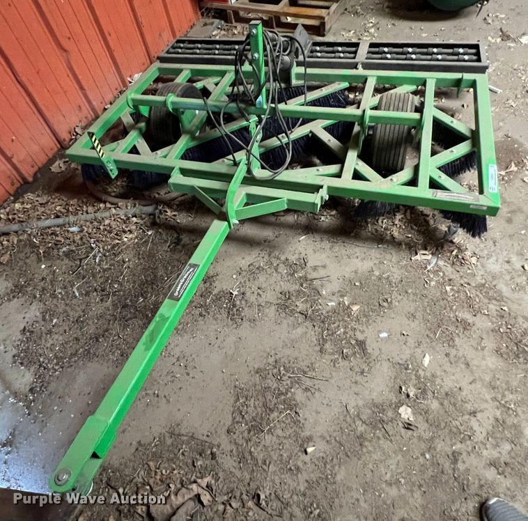 image for item LI9366 GreensGroomer  turf groomer