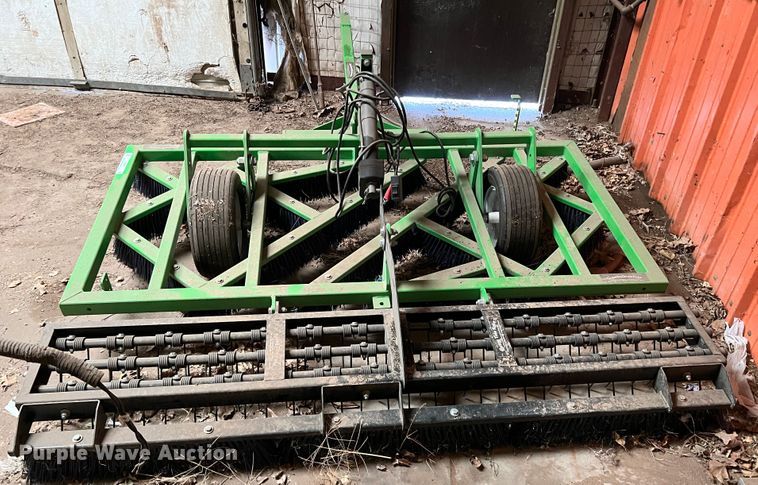 image for item LI9366 GreensGroomer  turf groomer