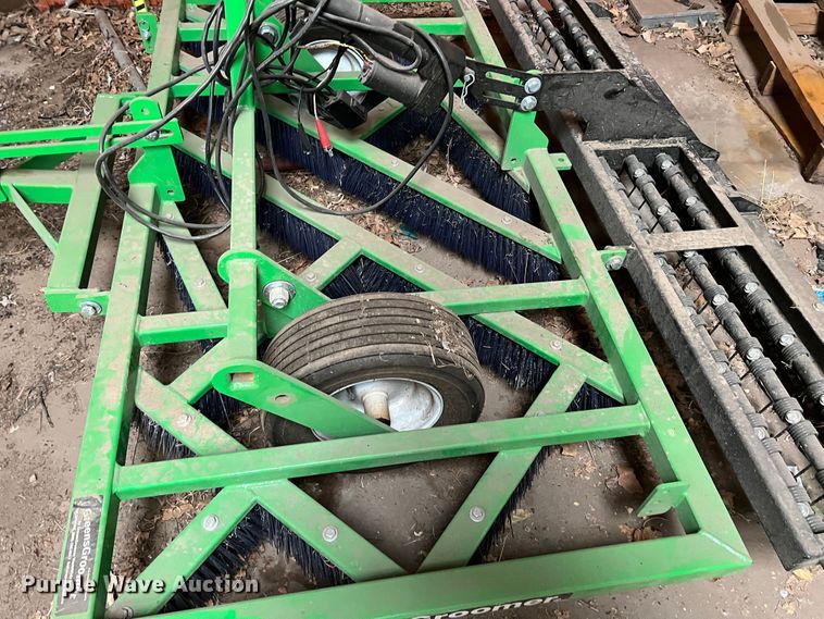 image for item LI9366 GreensGroomer  turf groomer