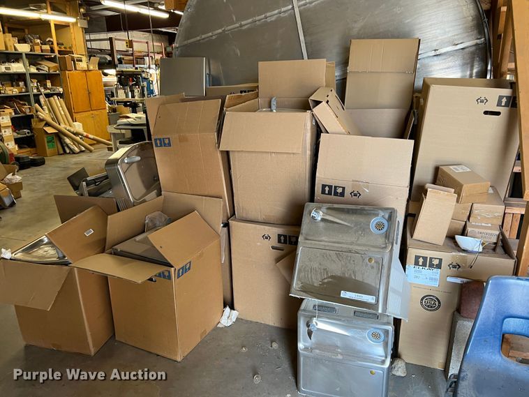 image for item LI9369 Approximately 54 water fountains