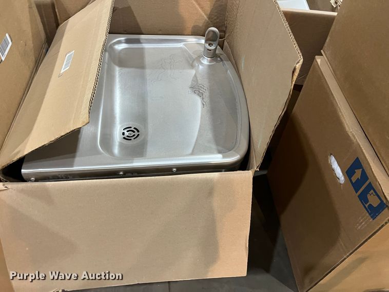 image for item LI9369 Approximately 54 water fountains