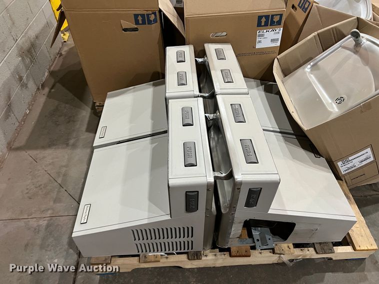 image for item LI9369 Approximately 54 water fountains