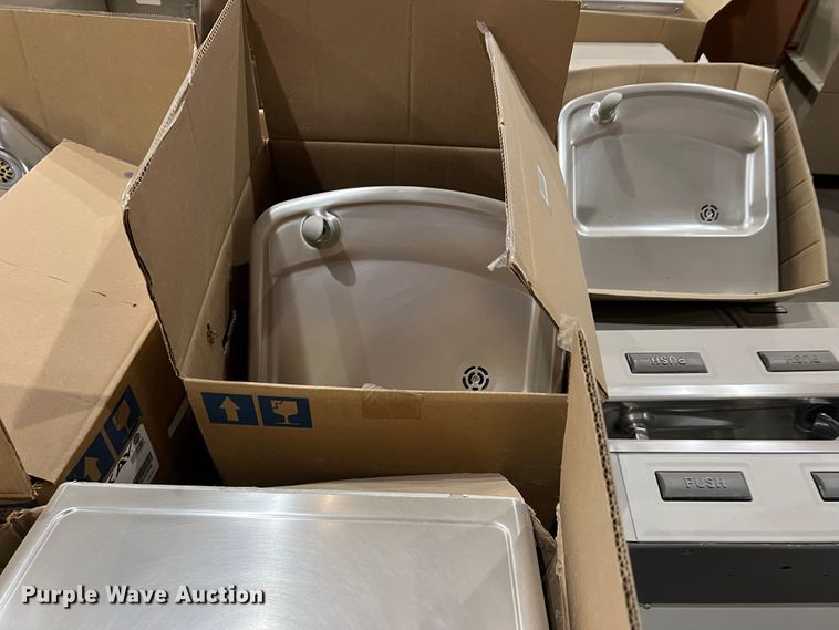 image for item LI9369 Approximately 54 water fountains