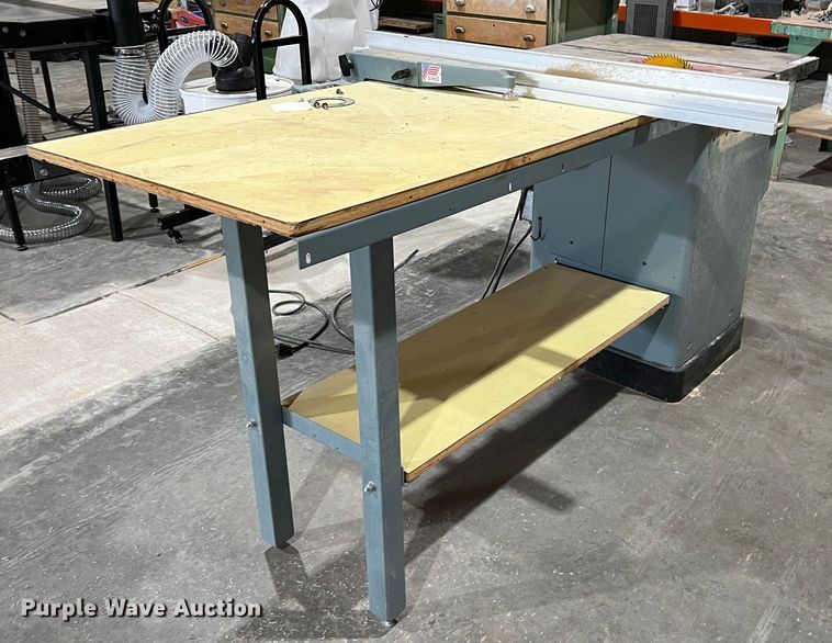 image for item LI9370 Delta  tilt arbor saw