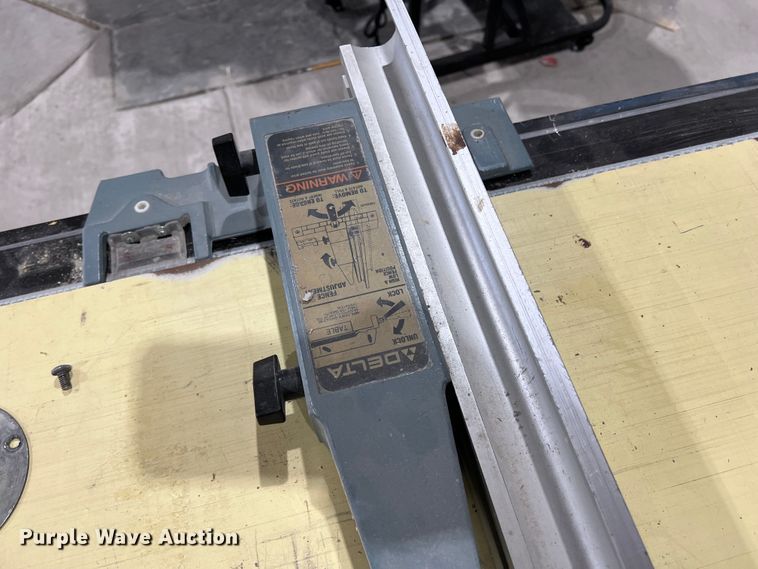 image for item LI9370 Delta  tilt arbor saw