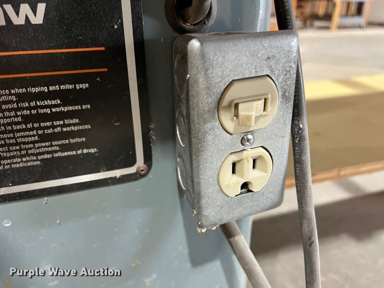 image for item LI9370 Delta  tilt arbor saw