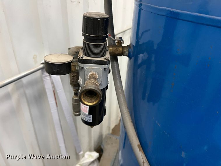 image for item LI9374 Puma PK7080V  air compressor