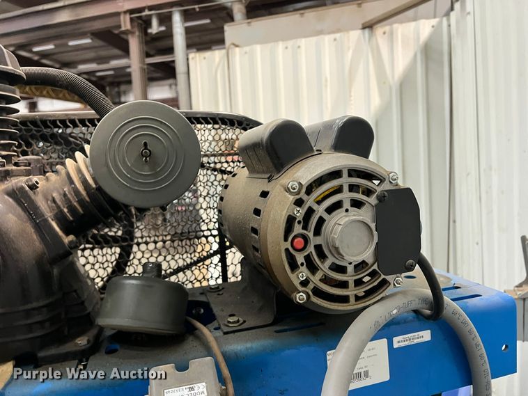 image for item LI9374 Puma PK7080V  air compressor