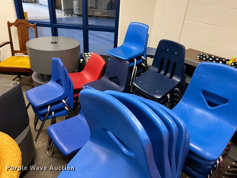 image for item LI9375 Approximately 180 chairs