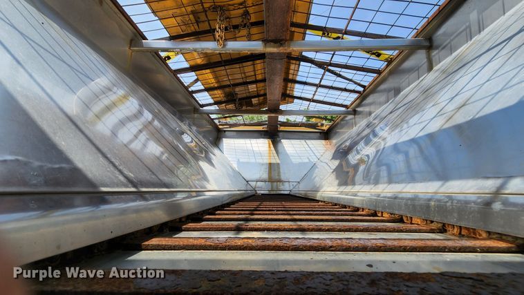 image for item LM9538 2006 International 7400  dump truck