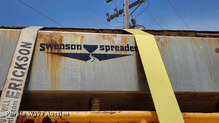 image for item LM9538 2006 International 7400  dump truck