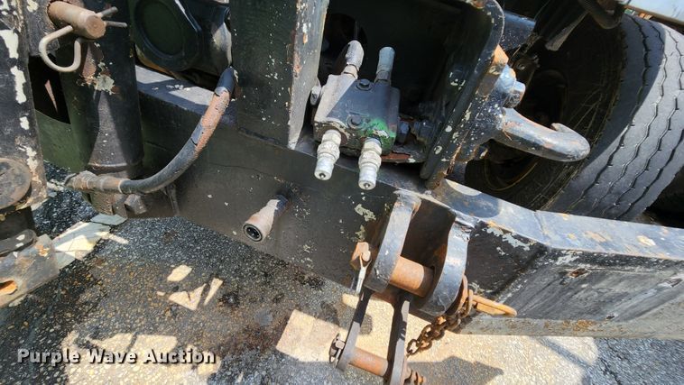 image for item LM9538 2006 International 7400  dump truck