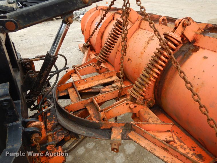 image for item LM9540 2004 International 7400  dump truck